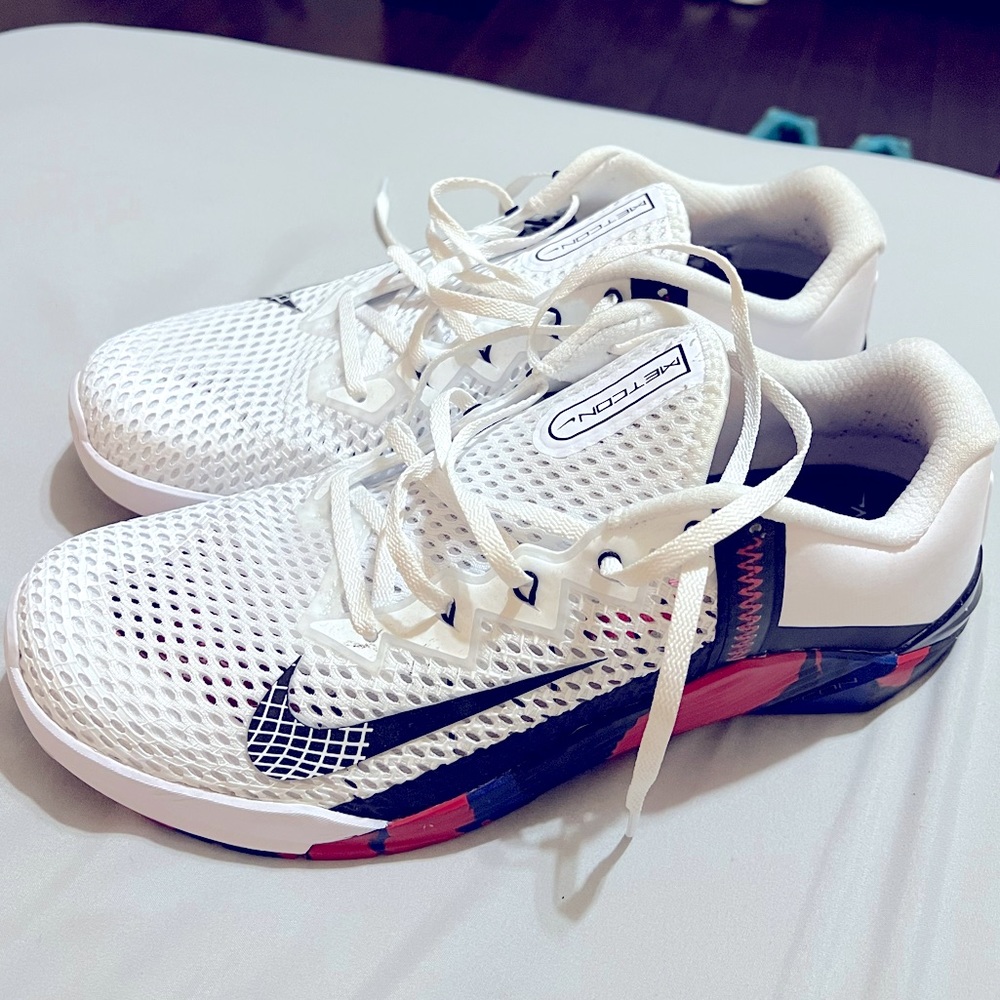 Mens size 12 Nike Metcon 7s